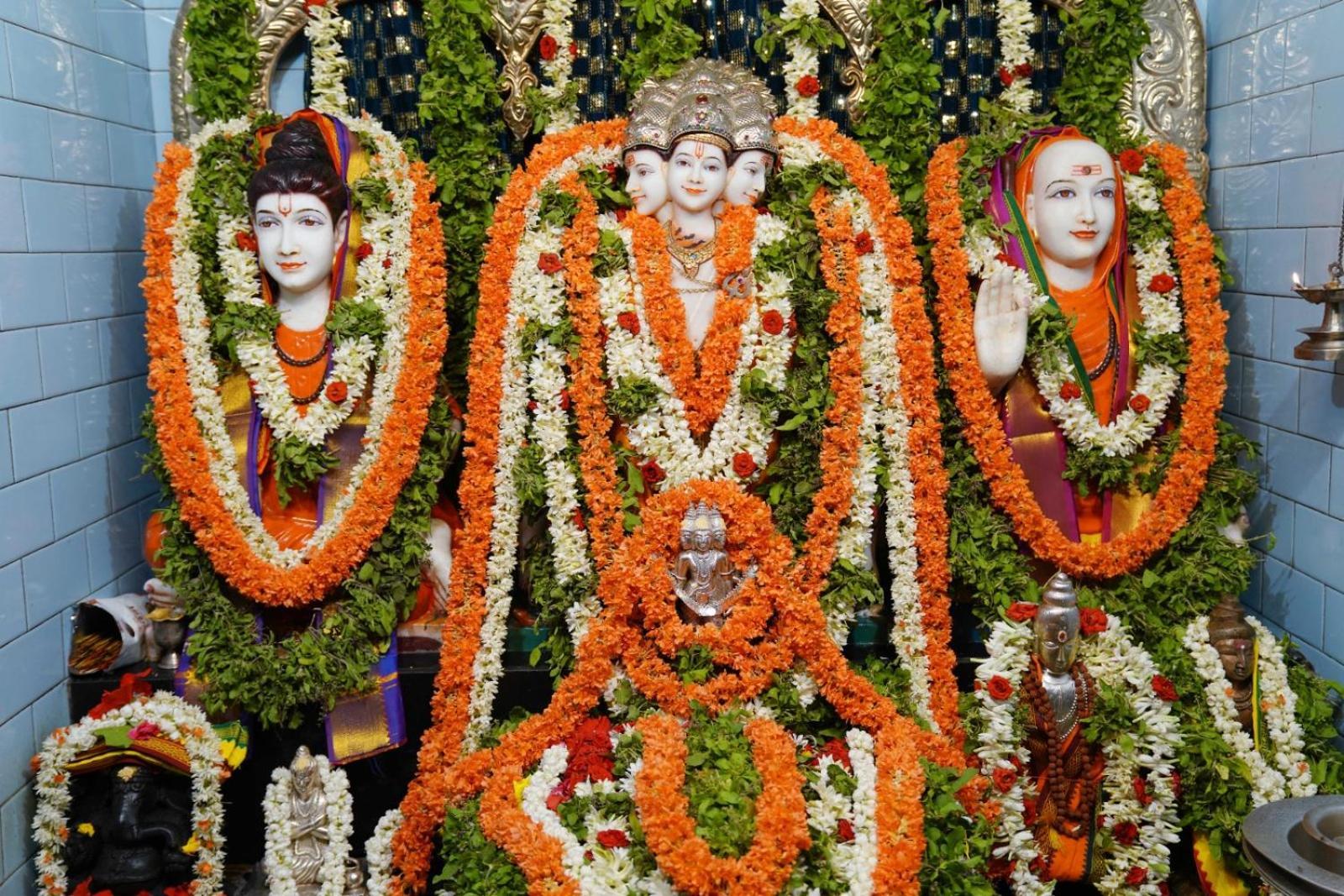 Апартаменты Sripada Kuteer Pithapuram Экстерьер фото